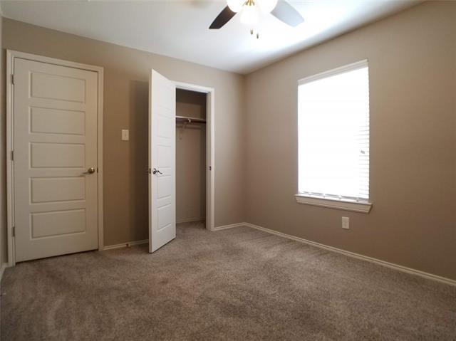 Photo - 1112 Switchgrass Ln