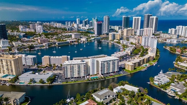 Photo - 401 Golden Isles Dr Unit 304