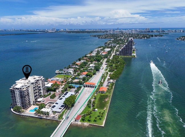 Photo - 801 N Venetian Dr Unit 201