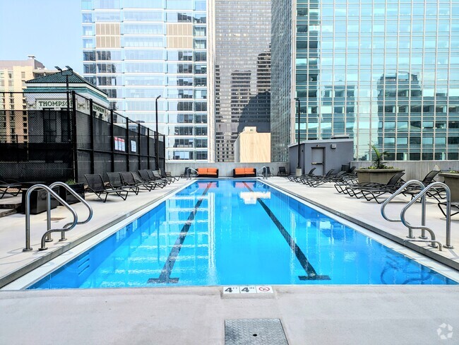 Building Photo - 345 N La Salle Dr Unit 4105 Rental