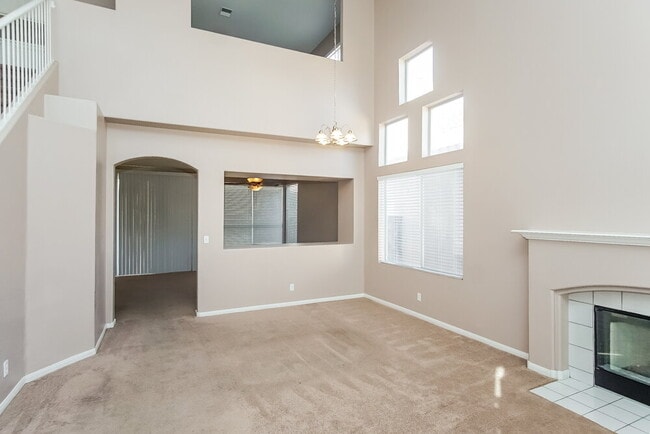 Photo - 271 Bluefield Ln