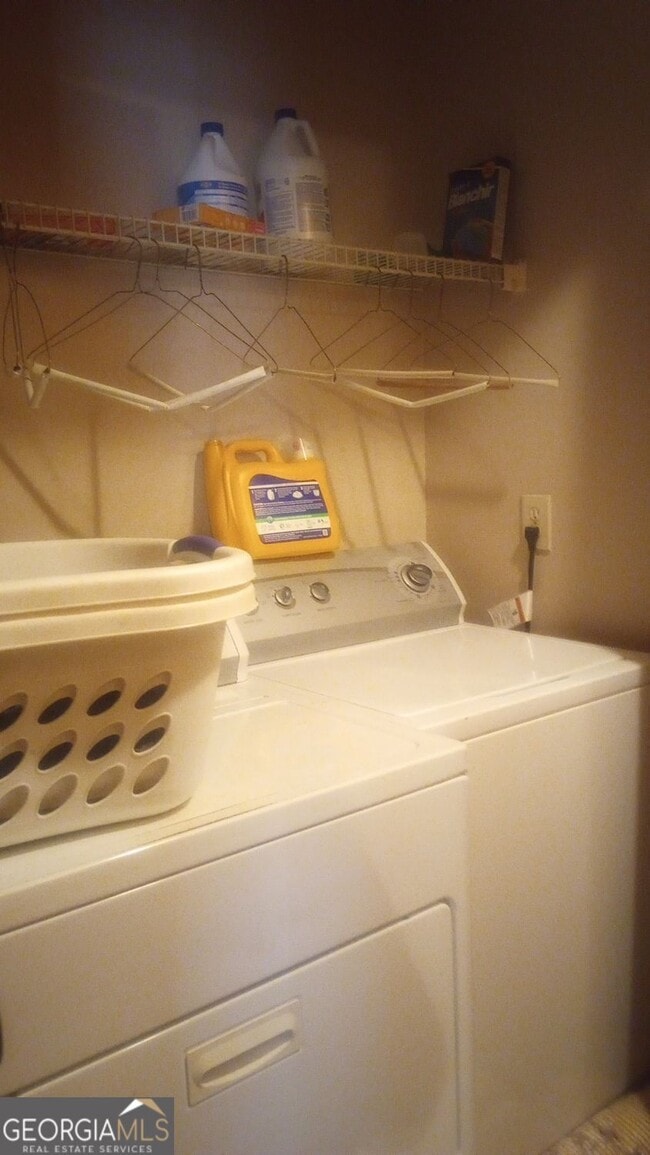 Photo - 1601 Dillwood Ct