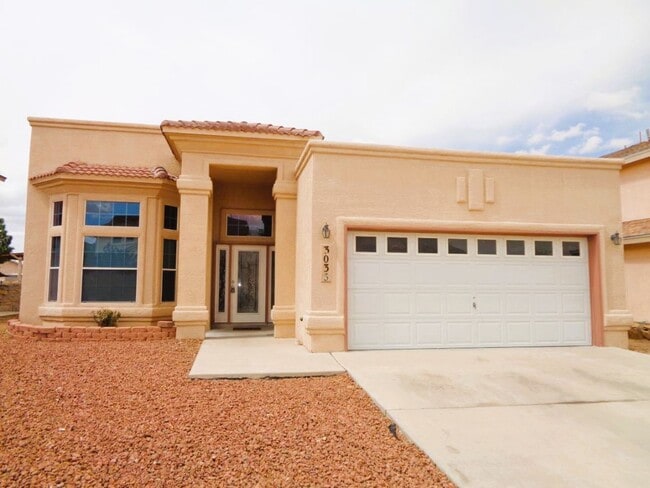 Delightful Single Level Eastside Home With... - Delightful Single Level Eastside Home With...