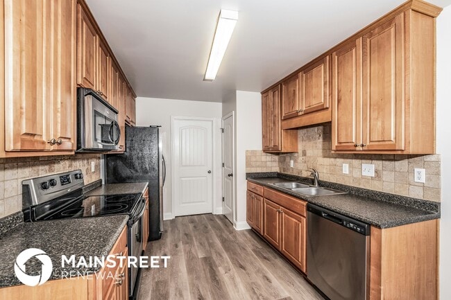 Photo - 105 Clover St