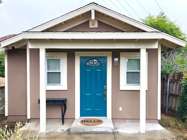 Building Photo - 2687 Ferdinand Rd