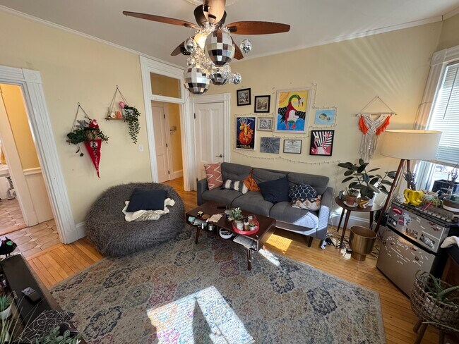 Photo - 176 Elm St Unidad 2