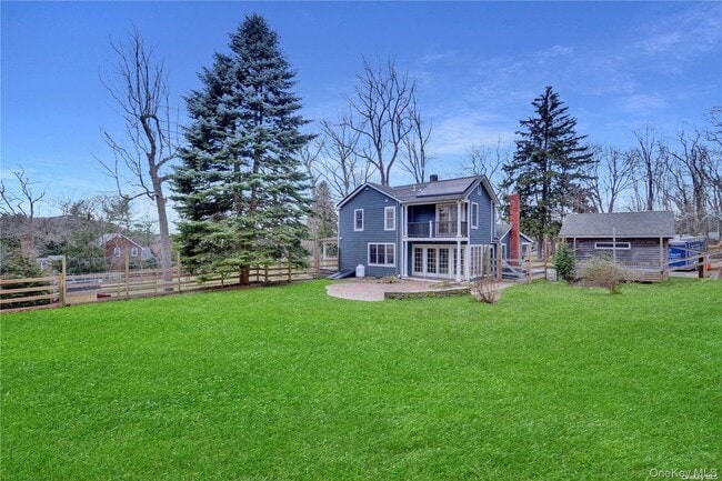 Photo - 42 Blydenburgh Ln