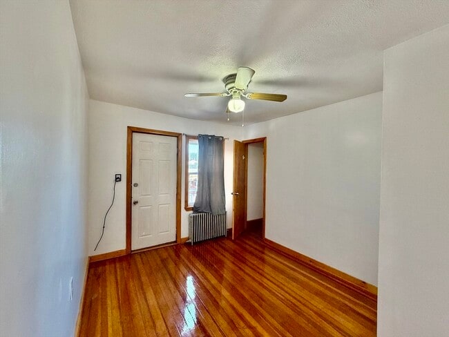 Photo - 156 Main St Unit 1