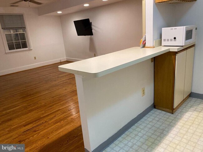 Photo - 42 Conshohocken State Rd Unidad 8-D