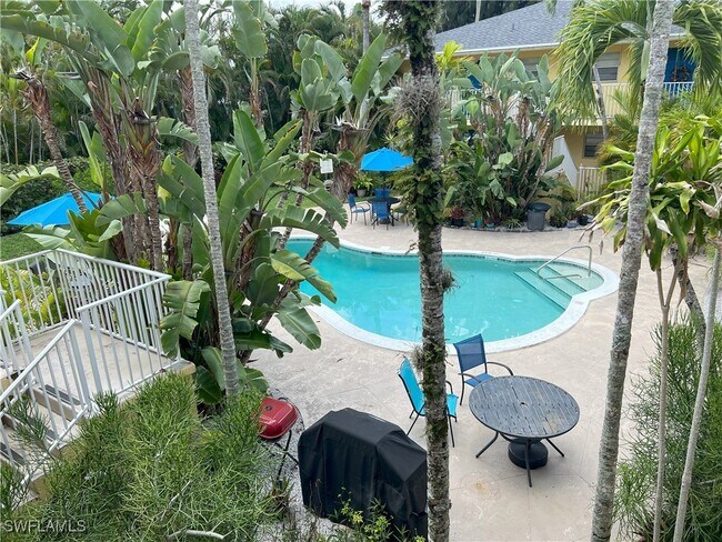 Building Photo - 4290 Gulfstream Dr Unit 16 Rental