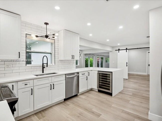 Photo - 2932 NW 8th Ave