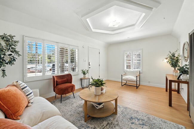 Photo - 5841 Arroyo Dr