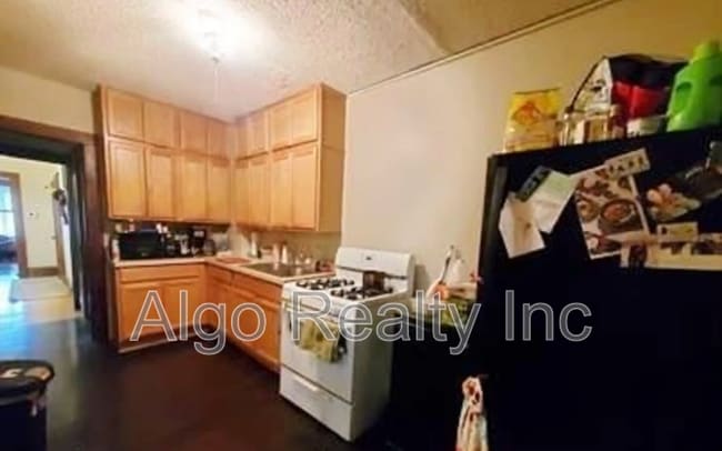 Photo - 3340 Stevens Ave