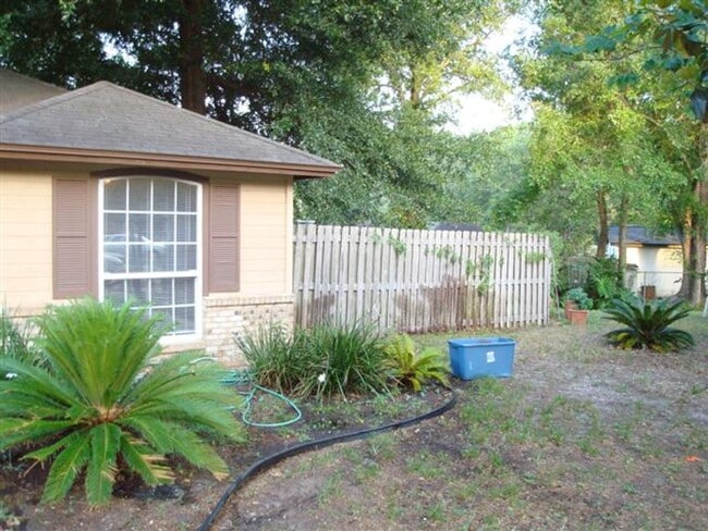 Photo - Southside Estates Beauty! 3 Bedrooms 2 Bathroom