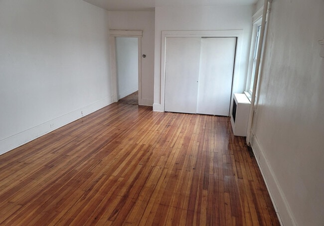 Photo - 1281 S Broad St