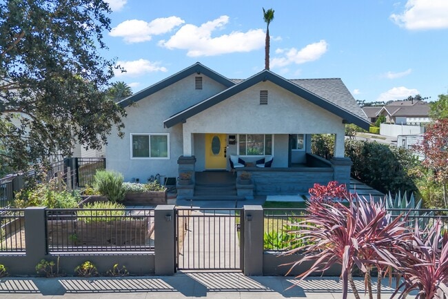 Building Photo - 1866 W 41st Dr Rental