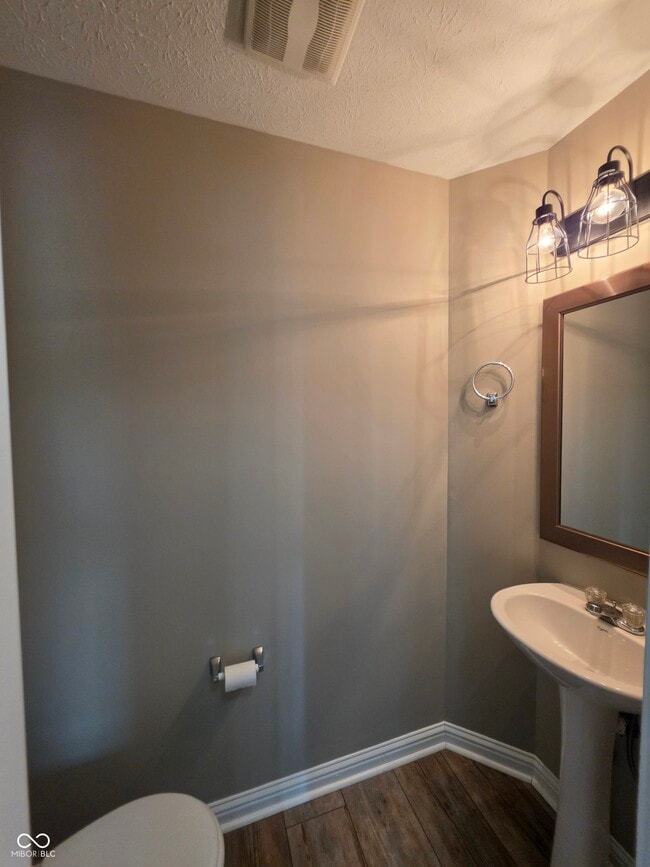 Photo - 1480 Royal View Ln