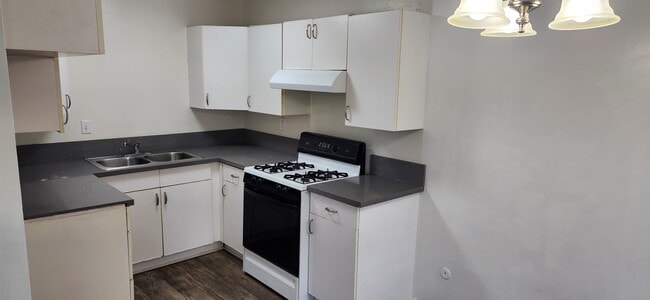 Photo - 25221 Bigelow Rd Unit 2