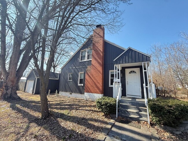 Photo - 3 Bed 2 Bath Springfield, MO