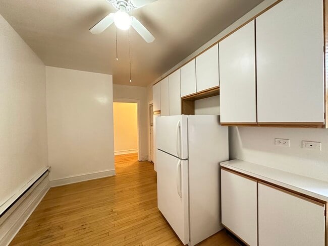 1238 Oak Ave Unit L3