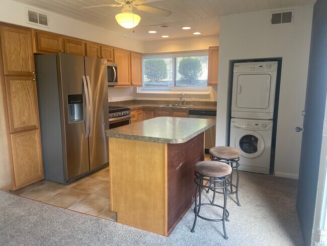 Kitchen - 7621 Carteret Rd Unit A