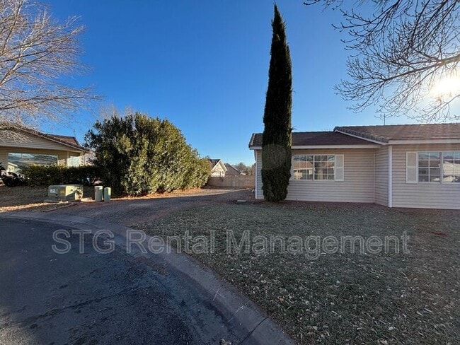 Photo - 773 S 220 E Cir