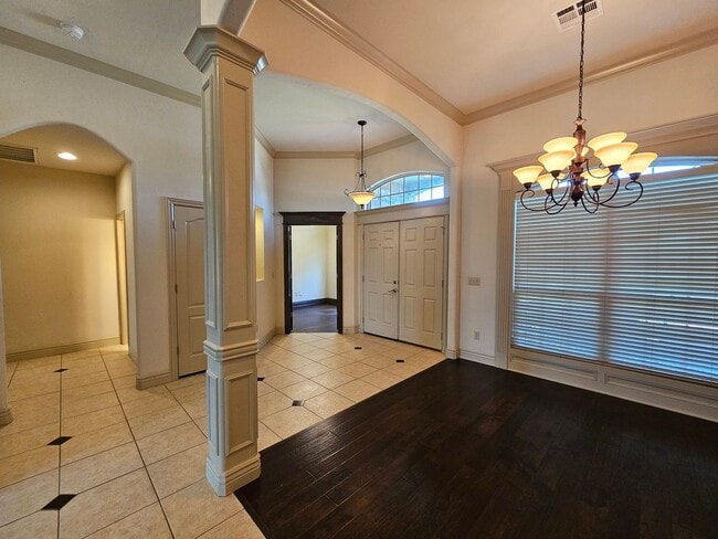 Photo - 513 Summit View Ct