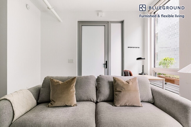 Photo - 1395 22nd St Unit FL7-ID2099