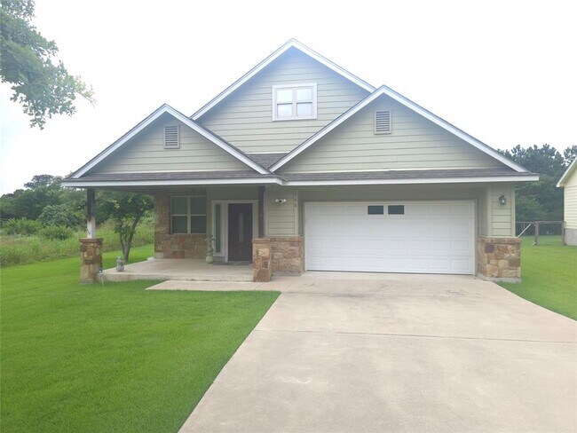 Building Photo - 140 Manawianui Dr