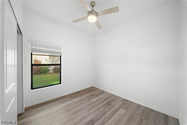 Building Photo - 26481 Sandhill Blvd