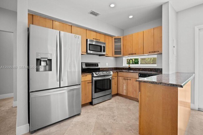 Photo - 11222 NE 9th Ave