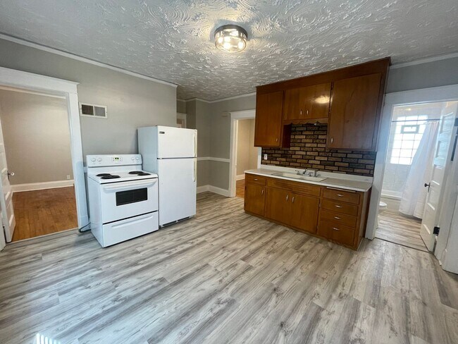 Photo - 2524 N Weil St Unit 2524 N Weil St Lower