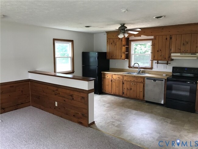 Photo - 2275 Batterson Rd