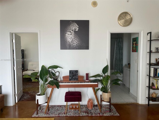 Building Photo - 133 NE 2nd Ave Unit 1512 Rental