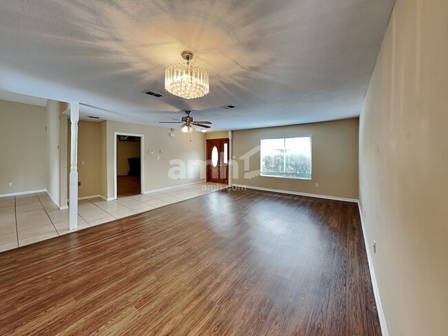 Photo - 1014 Gore Dr