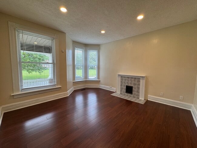Photo - 214 N 17th St