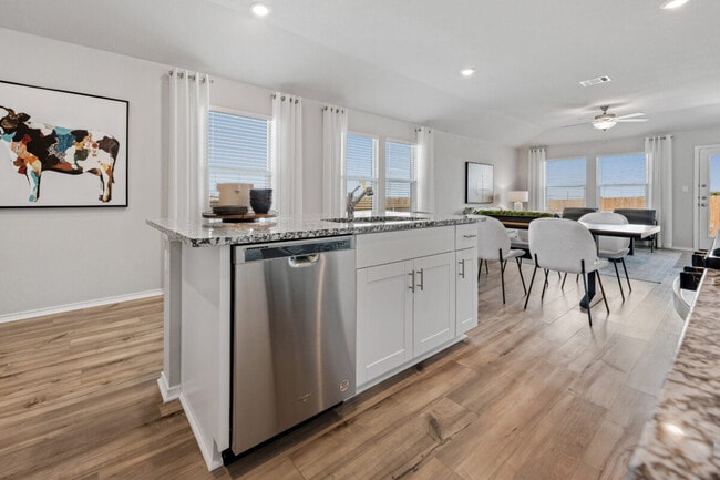 Photo - Tricon Saddle Creek