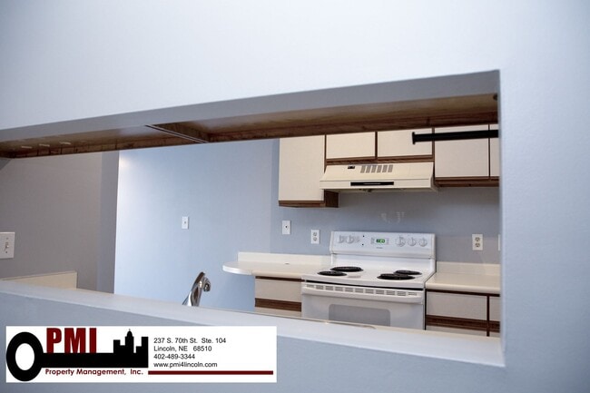 Photo - 2 Bedroom, 1.5 Bathroom Single Unit for Rent at Historic WaterPark