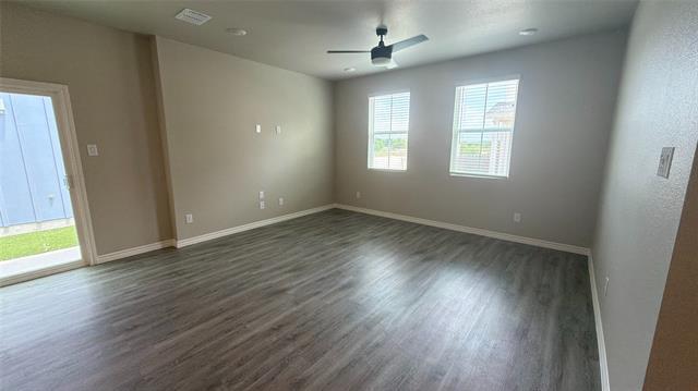 Photo - 809 Blossom Ln