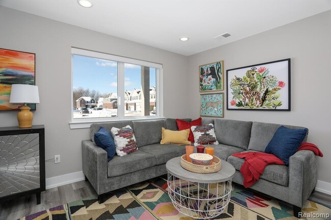 Photo - 4861 Lismore Ln