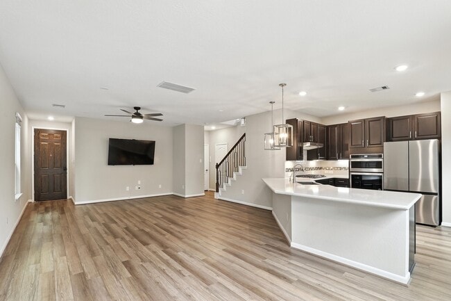 Photo - 8618 Cedar Plains Ln