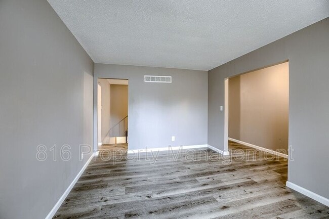 Photo - 11125-11127 E 84th Terr Unit 11127