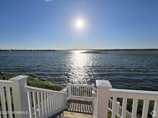Building Photo - 100 Seaview Ave Unit 4B Rental
