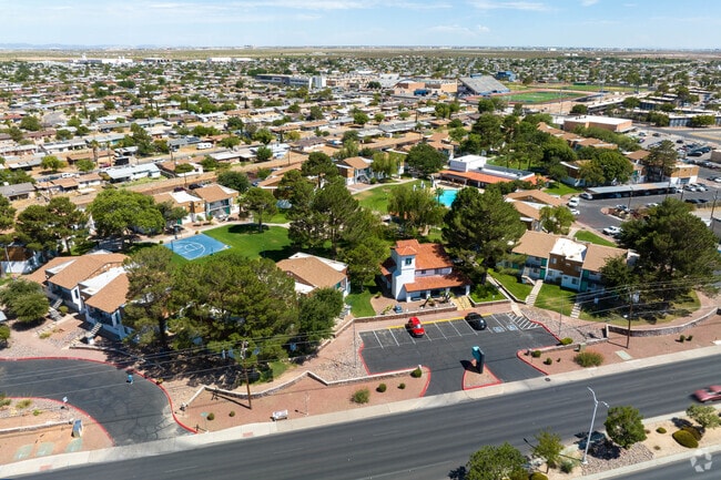 Raintree Village