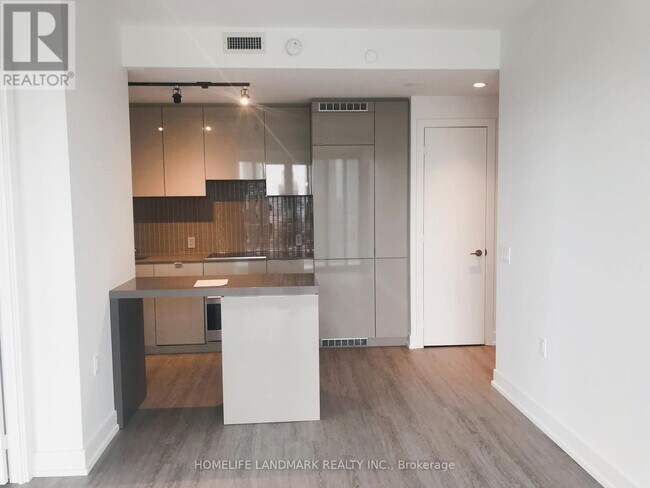 Photo - 7 Grenville St Unit 4305