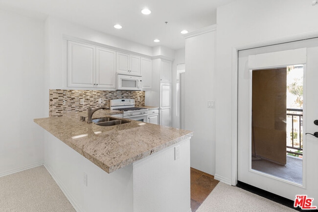 Photo - 6020 S Seabluff Dr Unidad 301