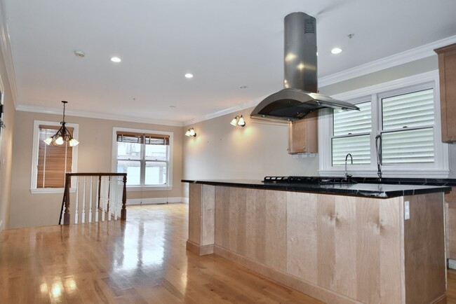 Photo - 360 Dorchester St Condo Unit 2