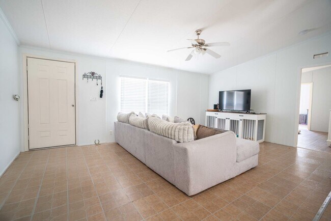 Photo - 20511 N Sabine Dr