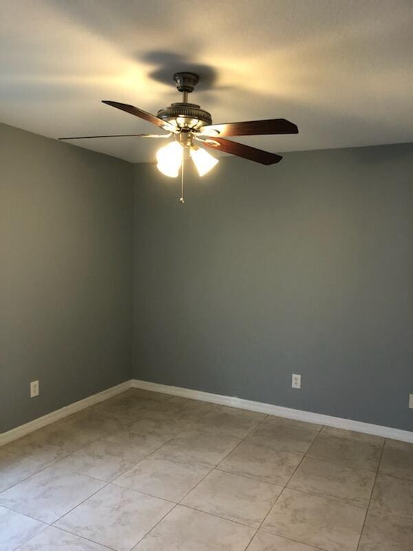 Photo - 705 SW Monsoon Rd