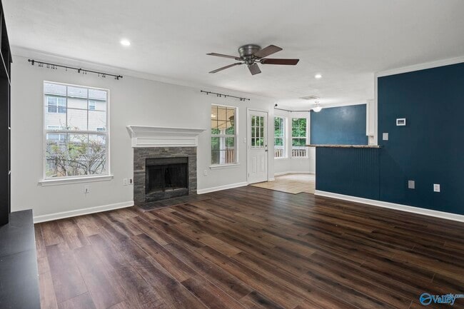 Photo - 152 Liberty Dr